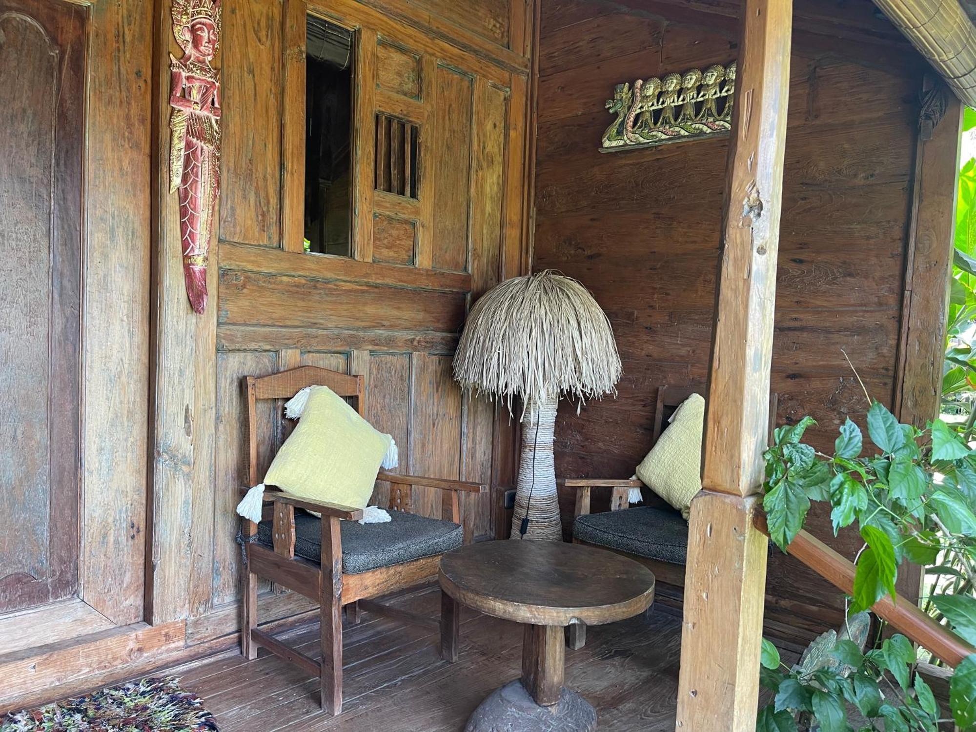 Louka Beach Bali Tianyar Exteriör bild